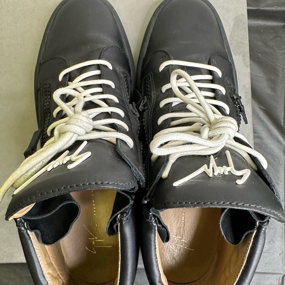 Men’s Giuseppe Zanotti Black Leather Sneakers Size 44 With Box. - Picture 9 of 13